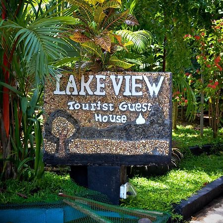Lake View The Tourist Guest House Anurâdhapura Extérieur photo